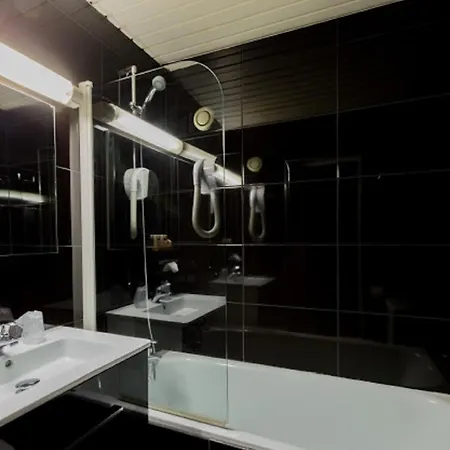Du Leman Hotel 3*