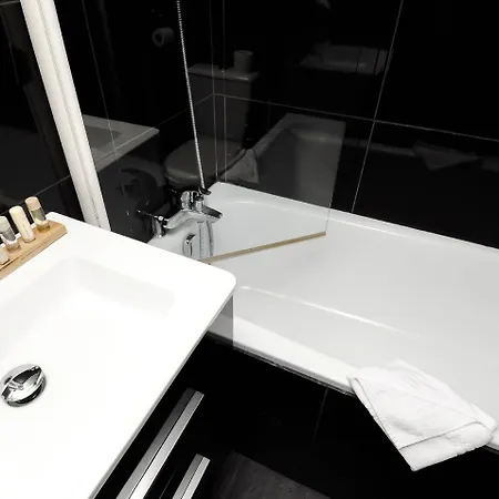 Du Leman Hotel 3*